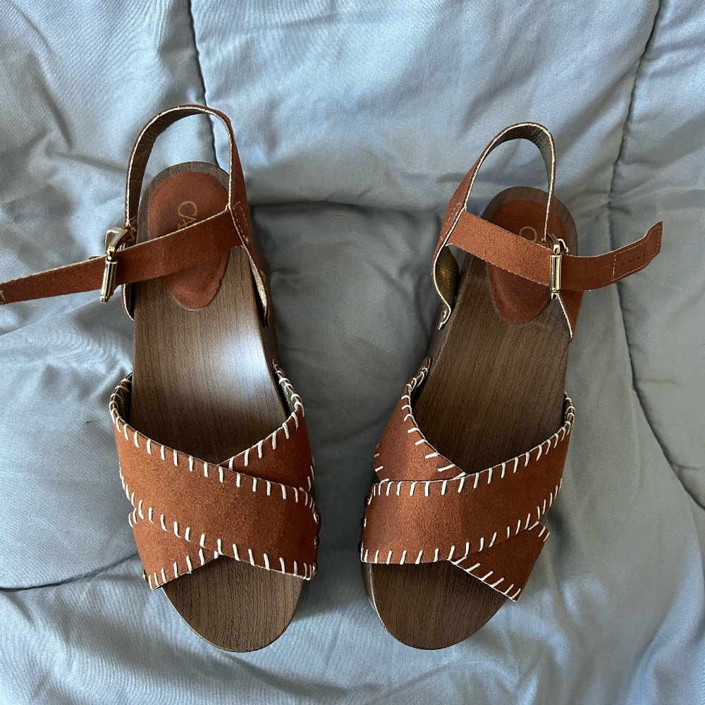 Cato Platform Sandals
